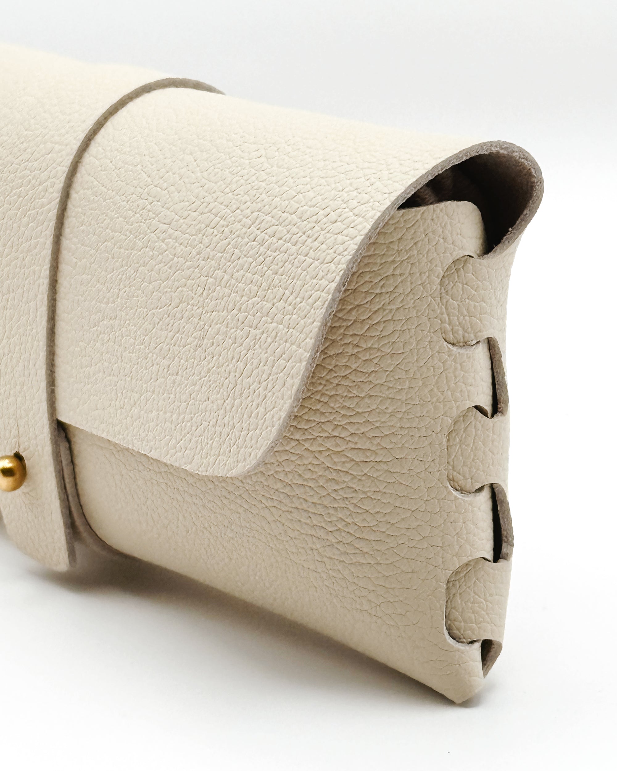 The Luxe Sunglass Case - Cream