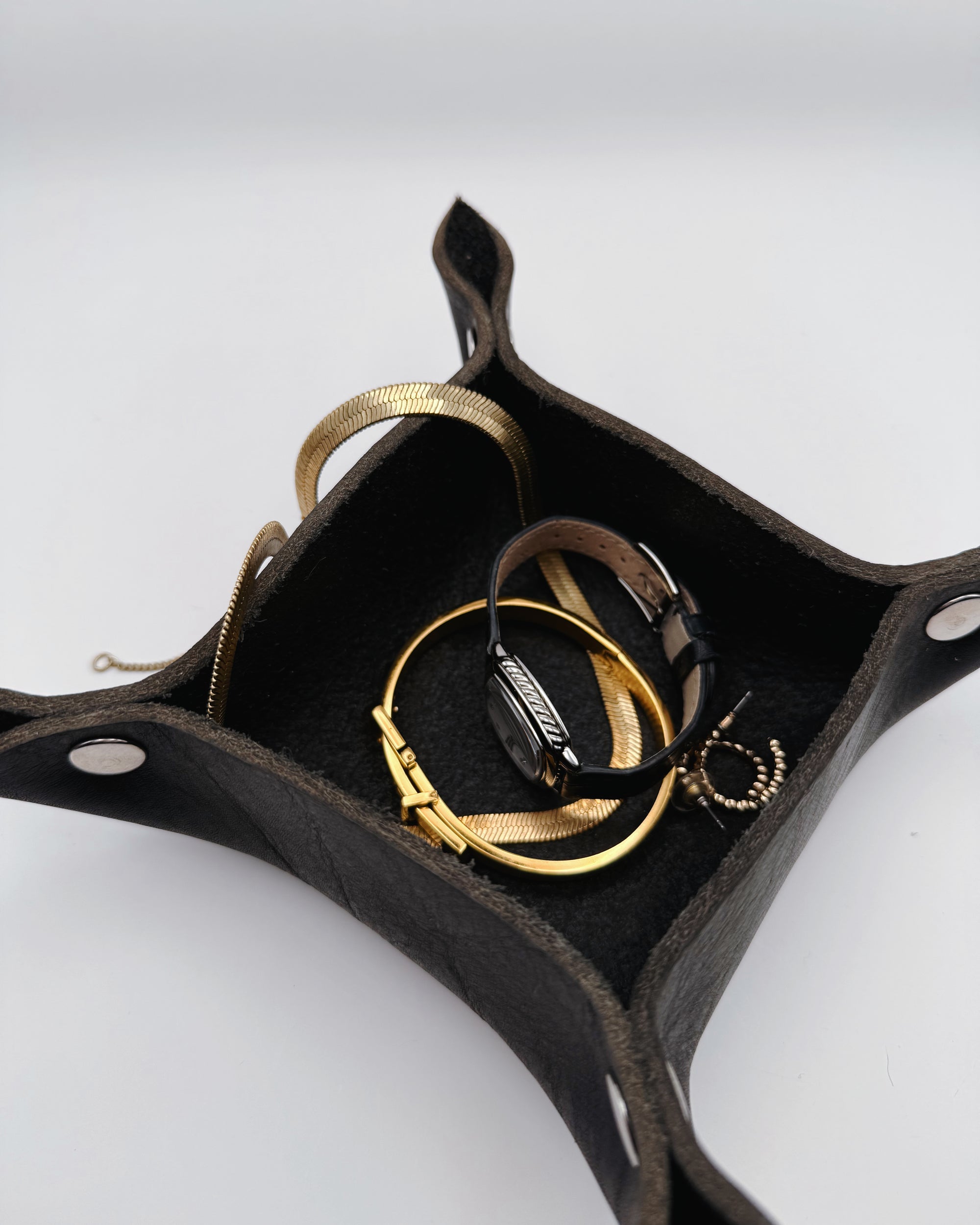 The Structured Valet Tray